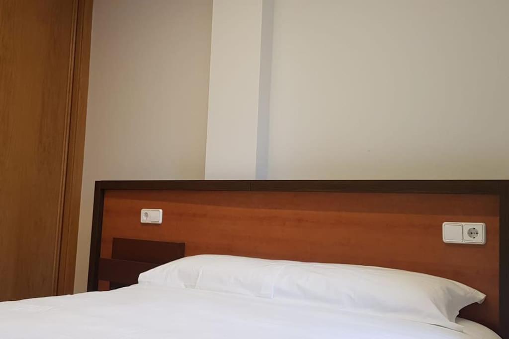 Maravilloso Apartamento En Villagarcia De Arosa บิลาการ์เซีย เด อาโรว์ซา ภายนอก รูปภาพ